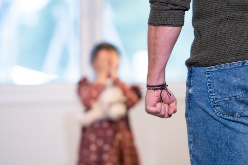 DiePippilottas_Gewaltpädagogik
